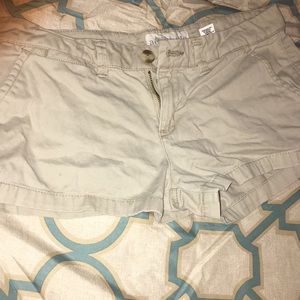 Aeropostale tan short shorts